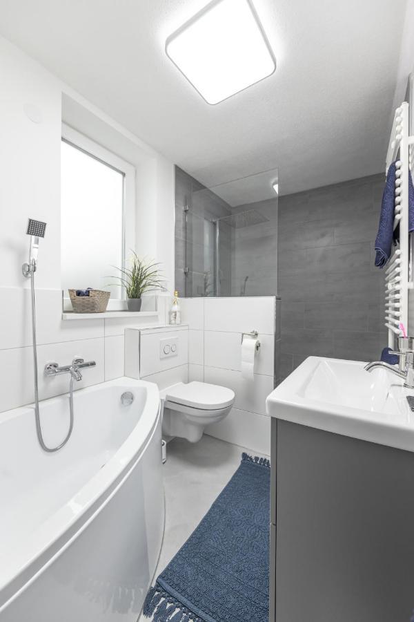 Exklusive Neubau-Ferienwohnung Mit Fernsicht Konstanz Exteriör bild